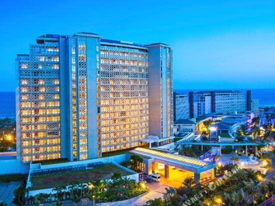 Aloha Oceanfront Suite Resort Lingshui  Buitenkant foto