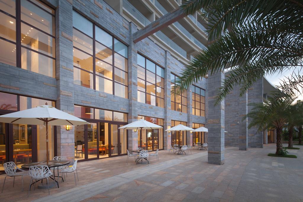 Aloha Oceanfront Suite Resort Lingshui  Buitenkant foto