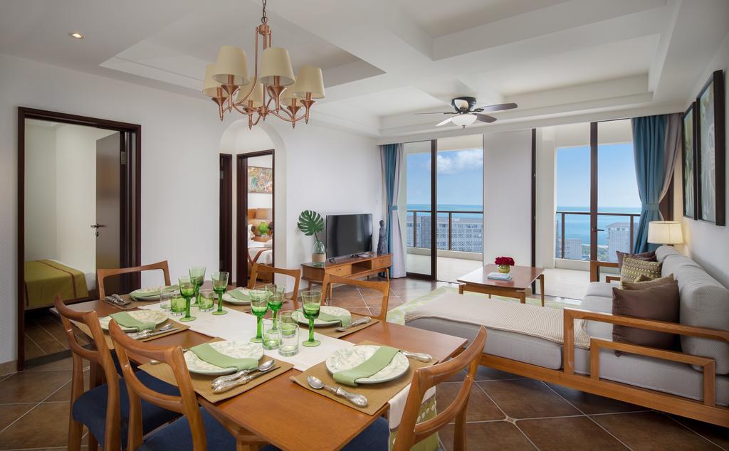 Aloha Oceanfront Suite Resort Lingshui  Buitenkant foto