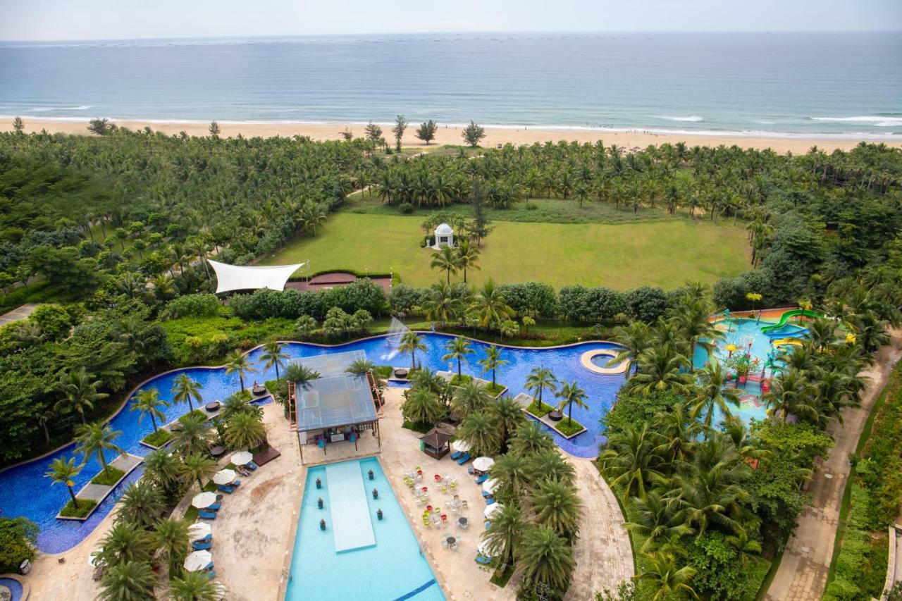 Aloha Oceanfront Suite Resort Lingshui  Buitenkant foto