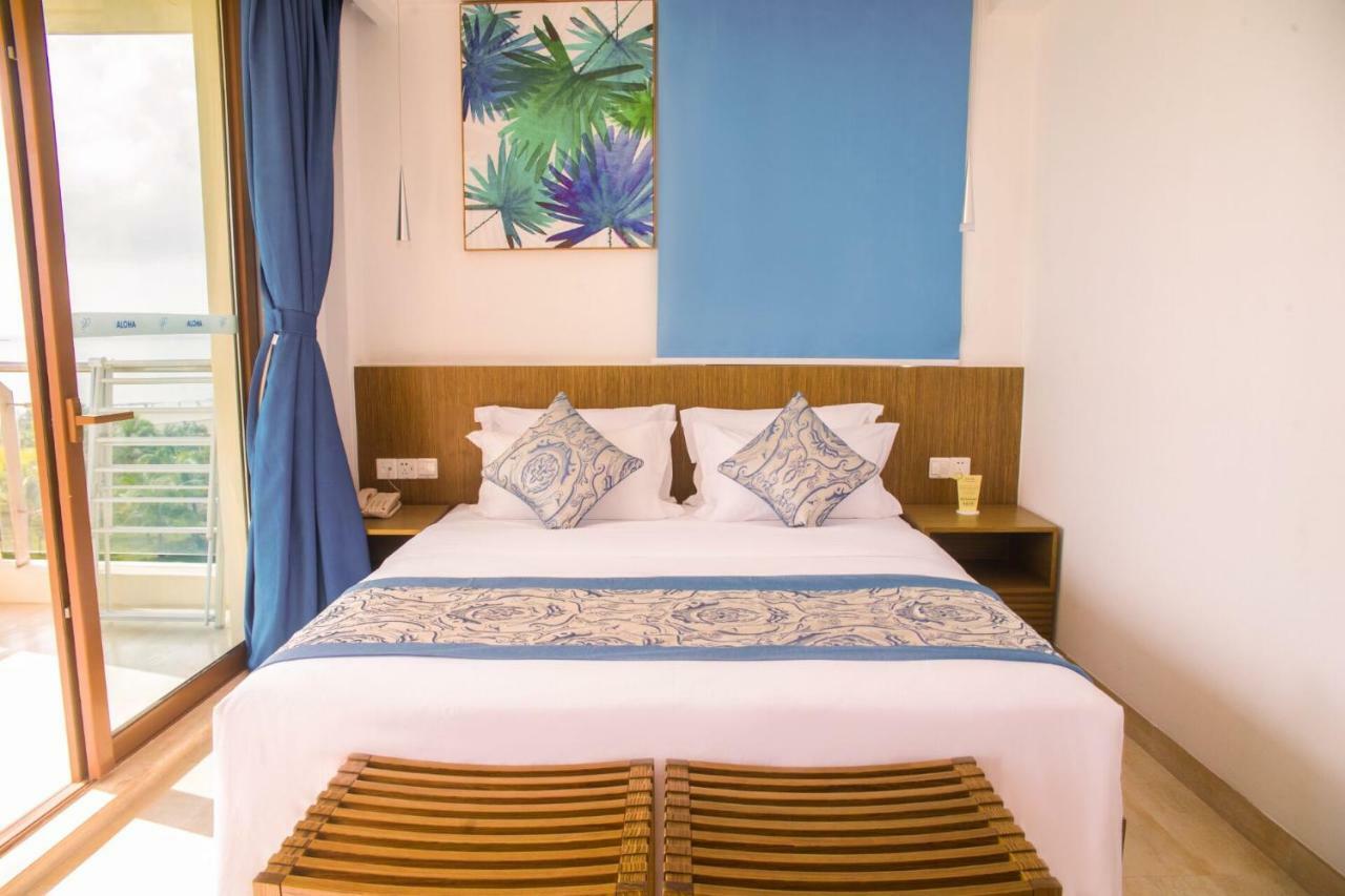 Aloha Oceanfront Suite Resort Lingshui  Kamer foto