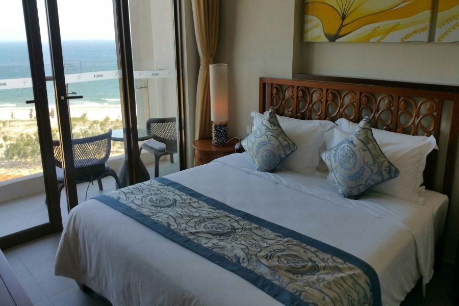 Aloha Oceanfront Suite Resort Lingshui  Buitenkant foto
